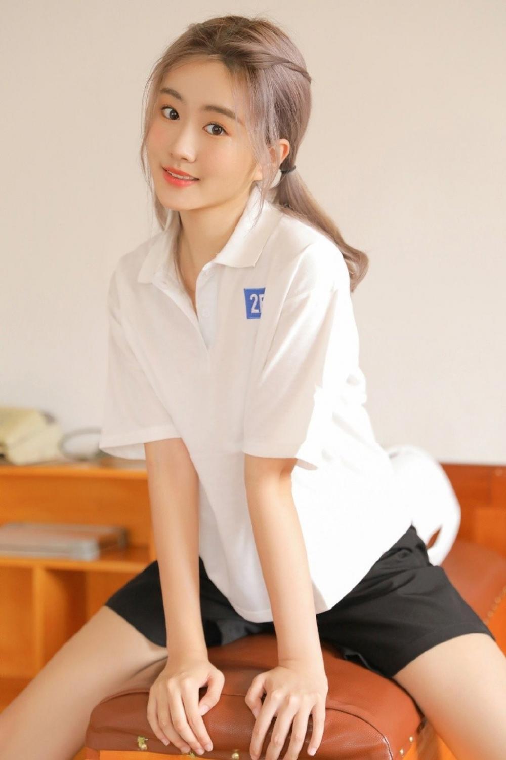 AABC式的四字词语